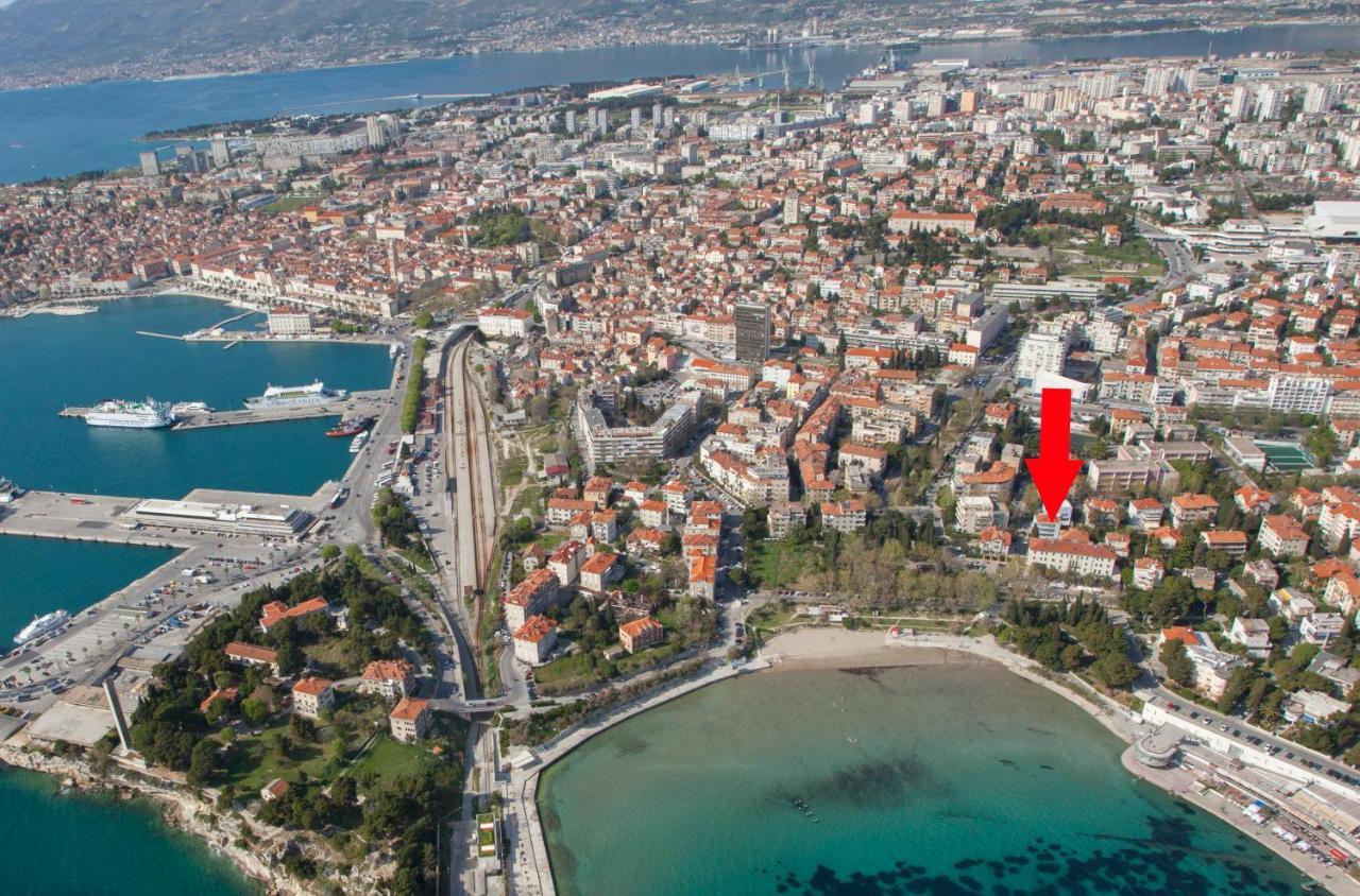 Rooms Lucia Split Exterior photo