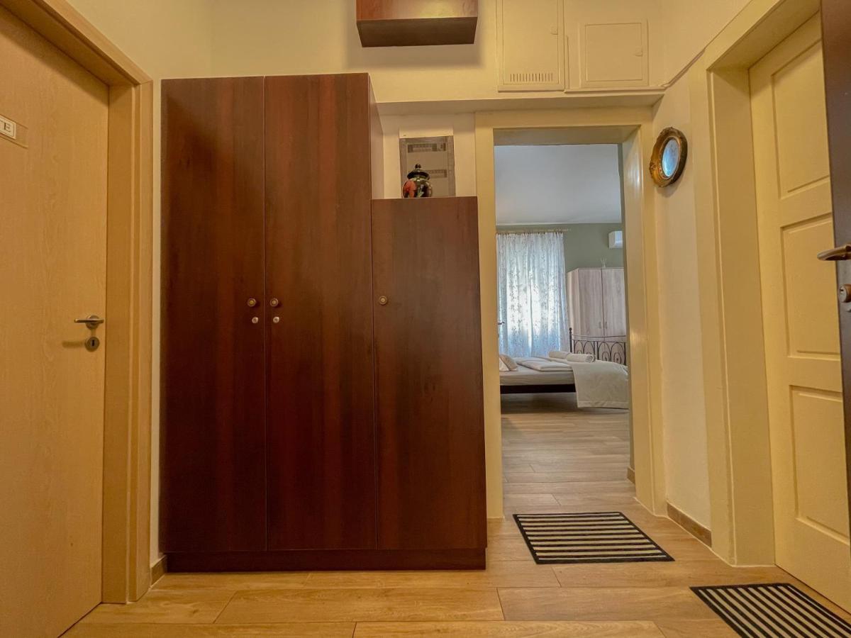 Rooms Lucia Split Exterior photo
